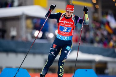 Female biathlon athletes in the relay discipline